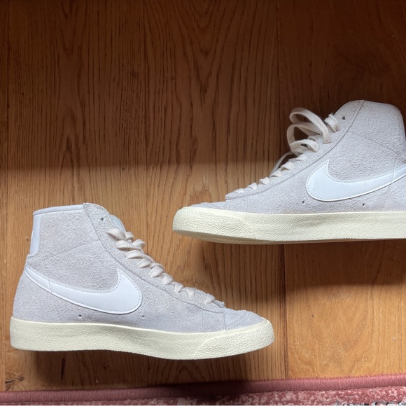 Women's Nike Blazer Mid '77 Vintage Sneaker - Picture 4 of 4
